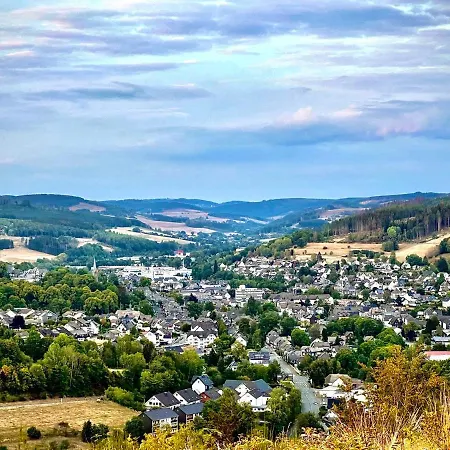 Apartment Stilvolle Penthouse Mit Großzügiger Sonnenterrasse *