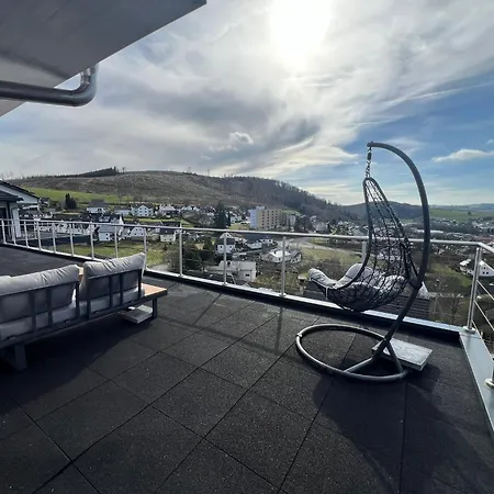 Apartment Stilvolle Penthouse Mit Großzügiger Sonnenterrasse