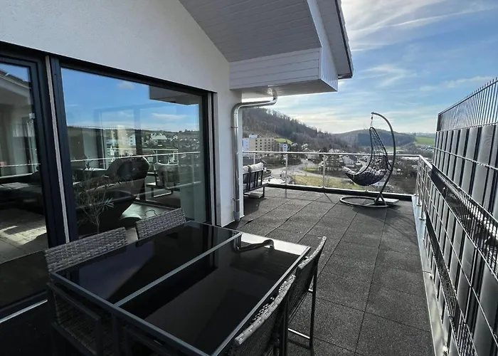 Lägenhet Stilvolle Penthouse Mit Grosszuegiger Sonnenterrasse Bad Berleburg