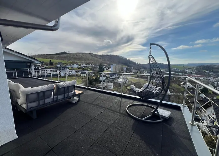 Lägenhet Stilvolle Penthouse Mit Grosszuegiger Sonnenterrasse